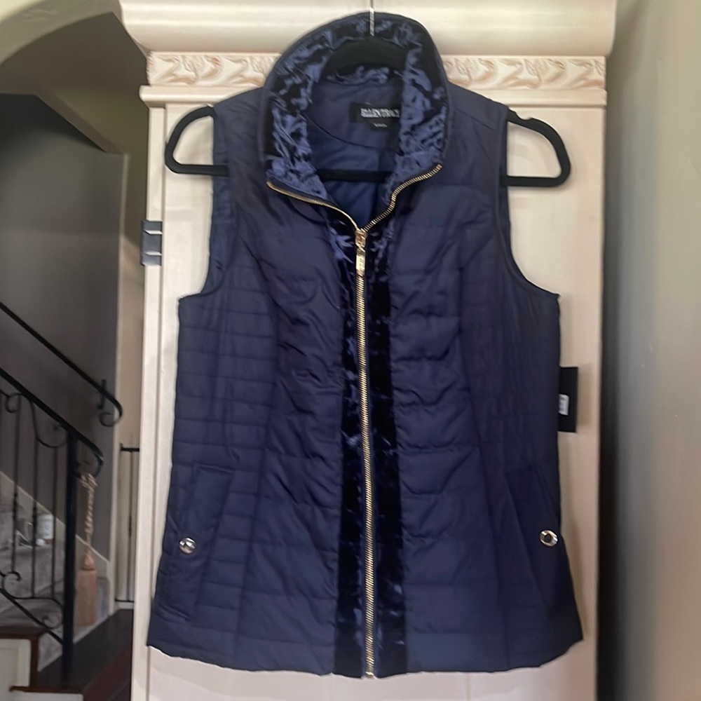 NWT Ellen Tracy Navy with Velvet trim quilted vest
